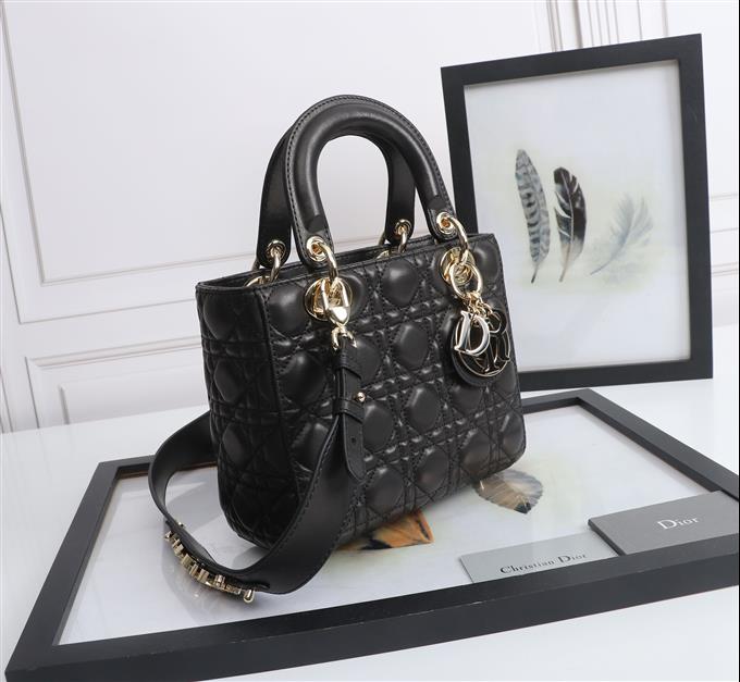 2025228Y750P22250387