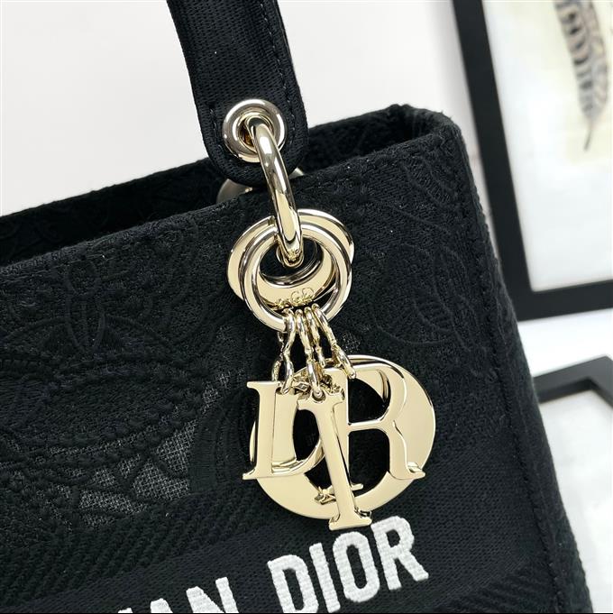 2025228Y650P211338559