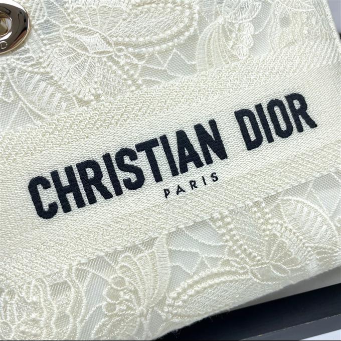 2025228Y650P211338686