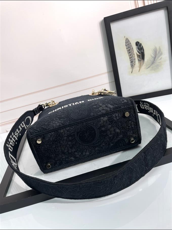 2025228Y650P211338921