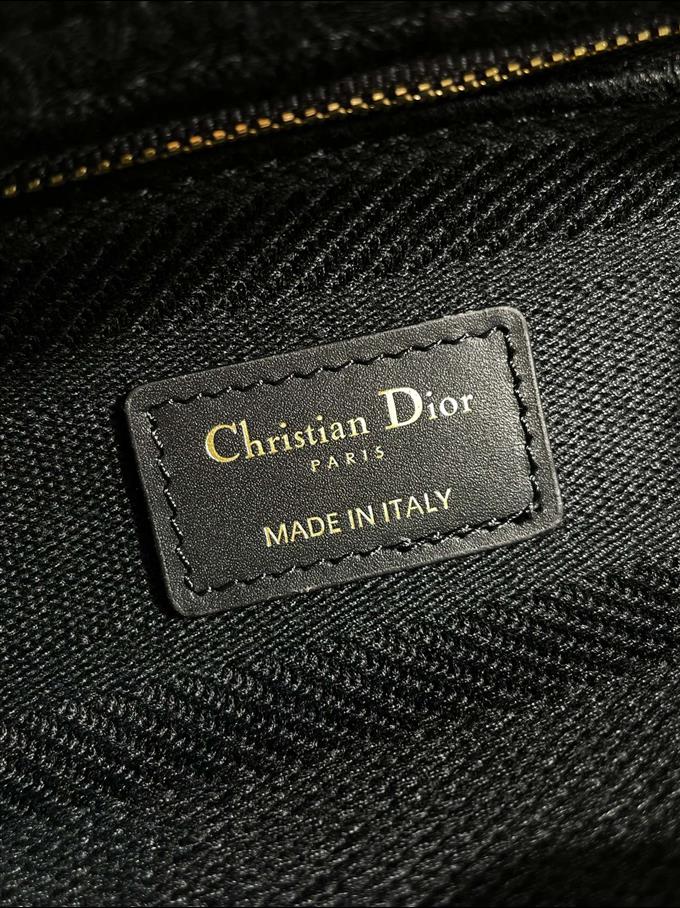 2025228Y650P211338998