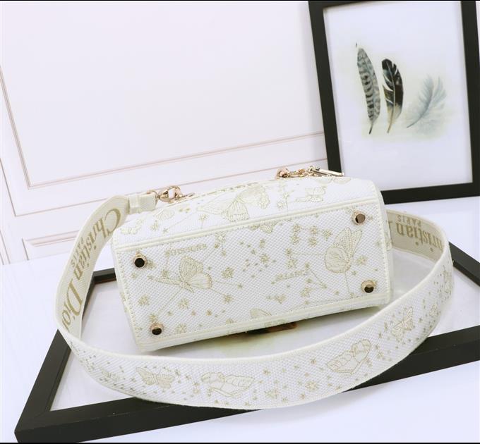 2025228Y650P211339202