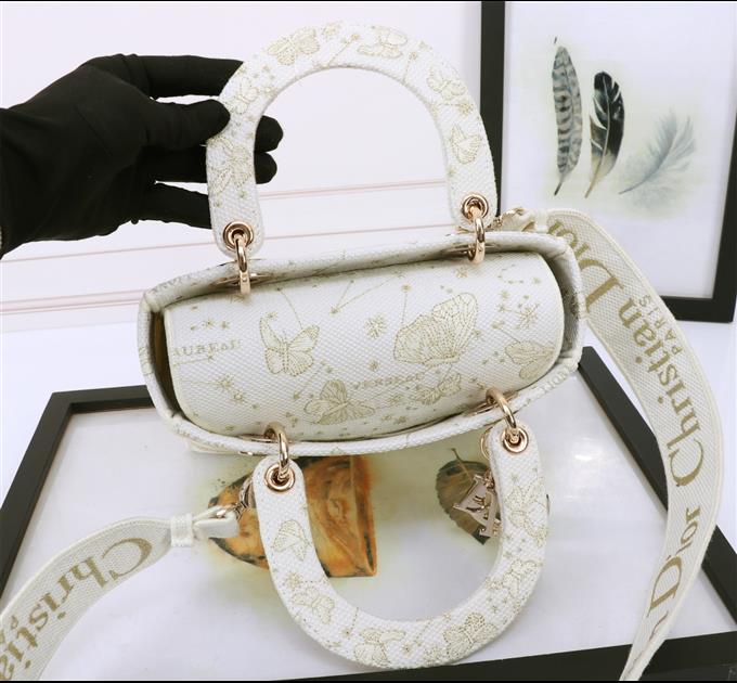 2025228Y650P211339218