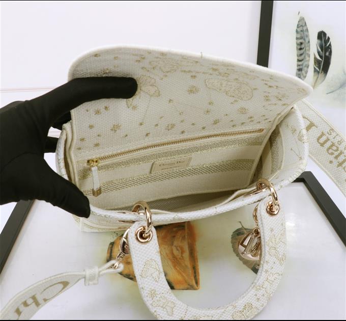 2025228Y650P211339234