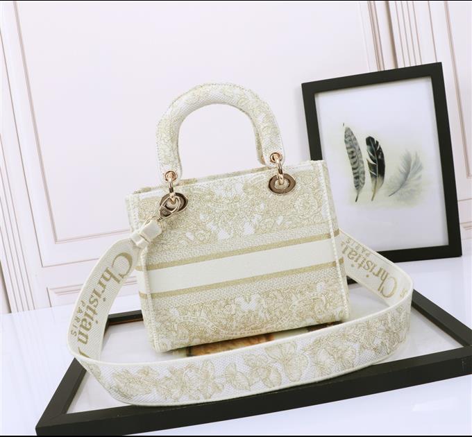 2025228Y650P21133945