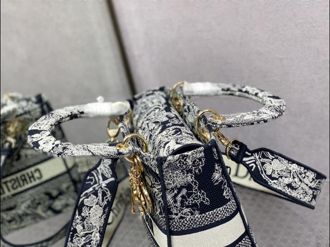 2025228Y650P211340222