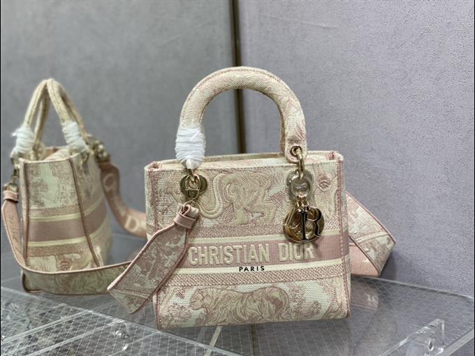 2025228Y650P211340425