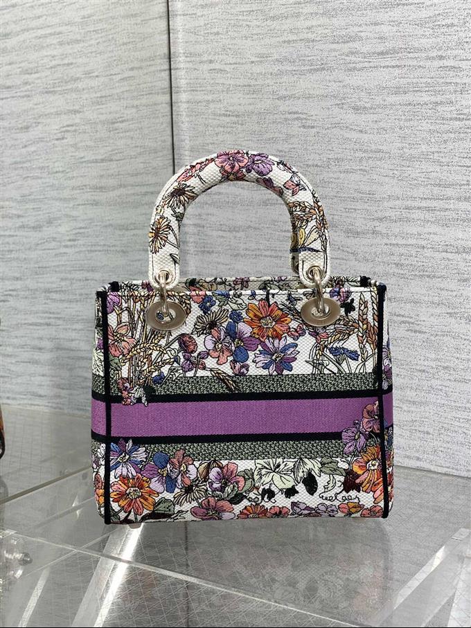 2025228Y650P211340770