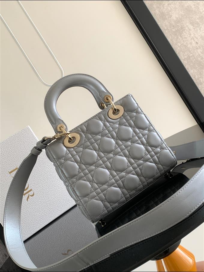 2025228Y650P222057629