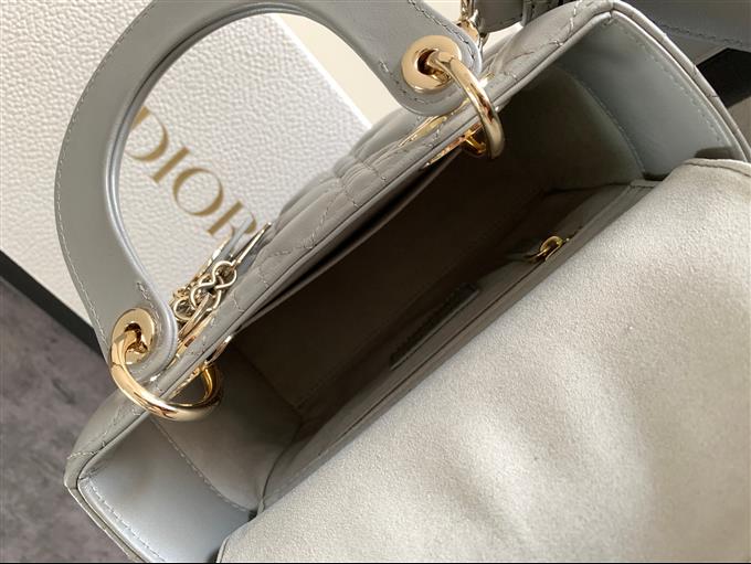 2025228Y650P222057706