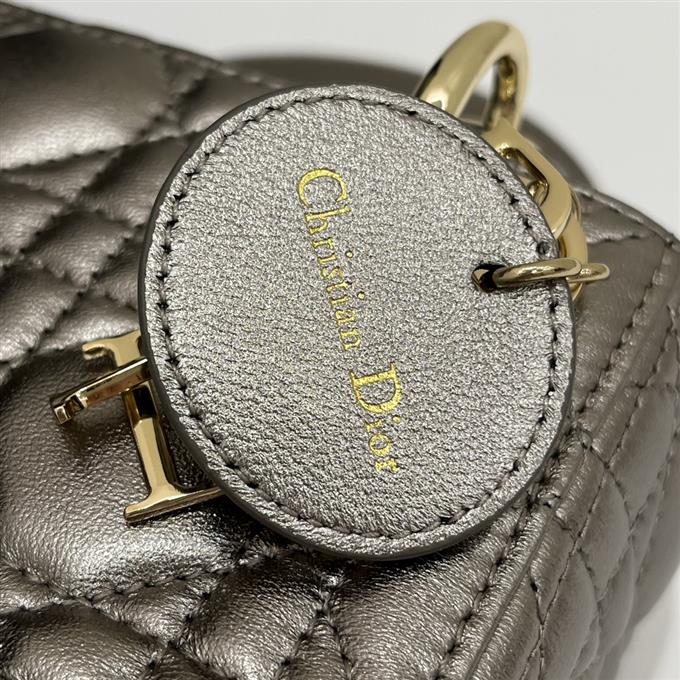 2025228Y650P22440811