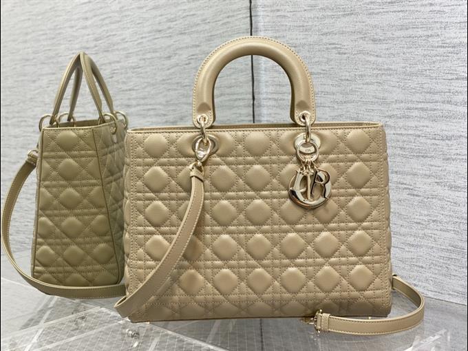 2025228Y880P20591078