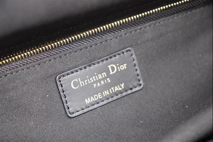 2025228Y880P20599920