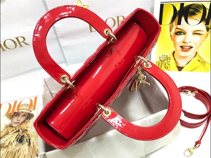 2025228Y880P211824459