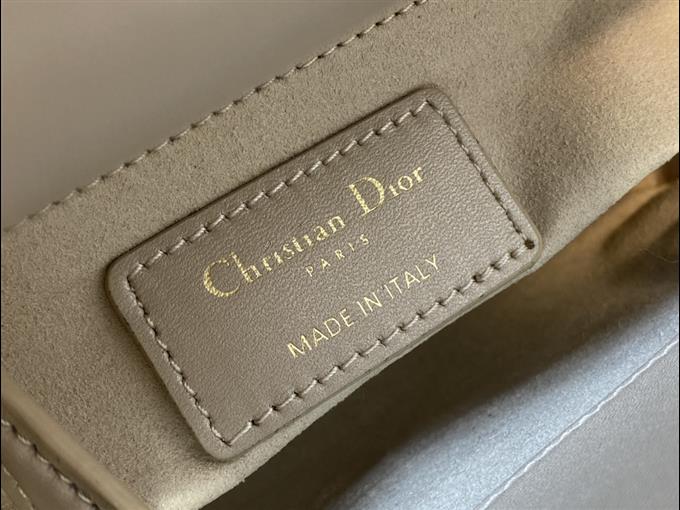 2025228Y1000P222943189