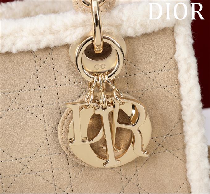 2025228Y1000P222943299