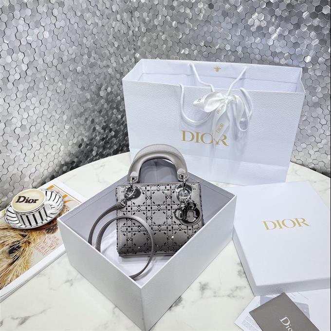 2025228Y950P222956181