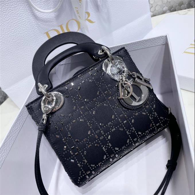 2025228Y950P222956322