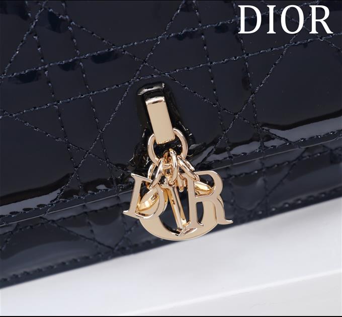 2025228Y600P21291026