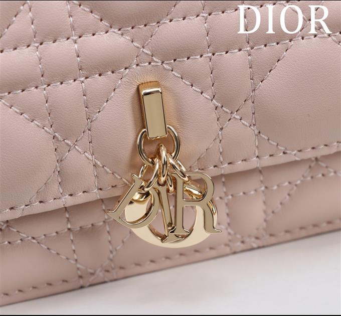 2025228Y600P21294802