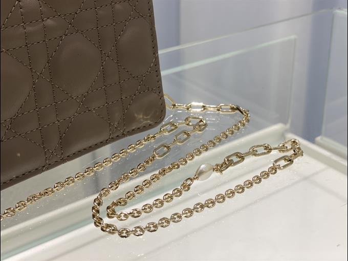 2025228Y600P21297162