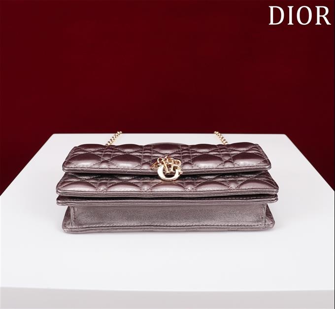 2025228Y600P21298418