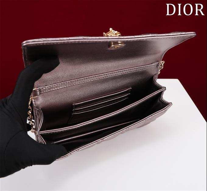 2025228Y600P21298433