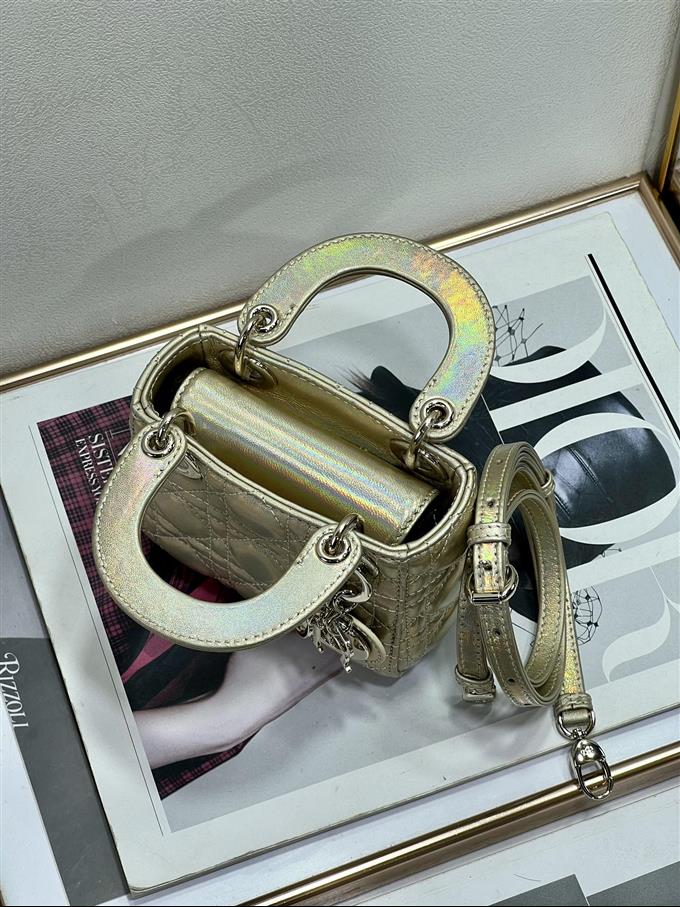 2025228Y600P22650697