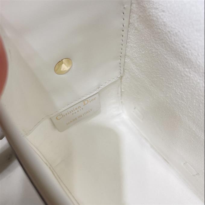 2025228Y1200P22129133