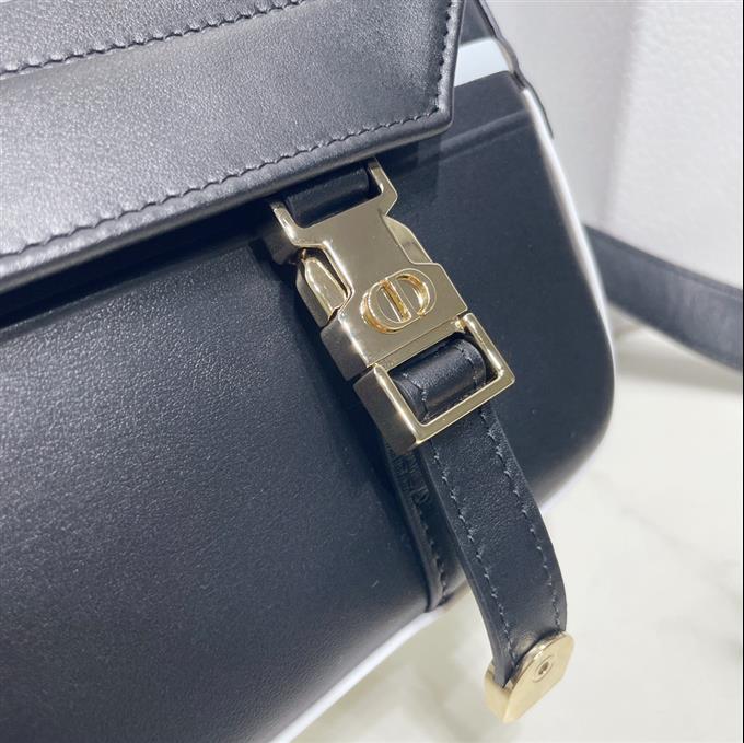 2025228Y1200P22129225