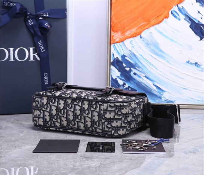 2025228Y500P221557793