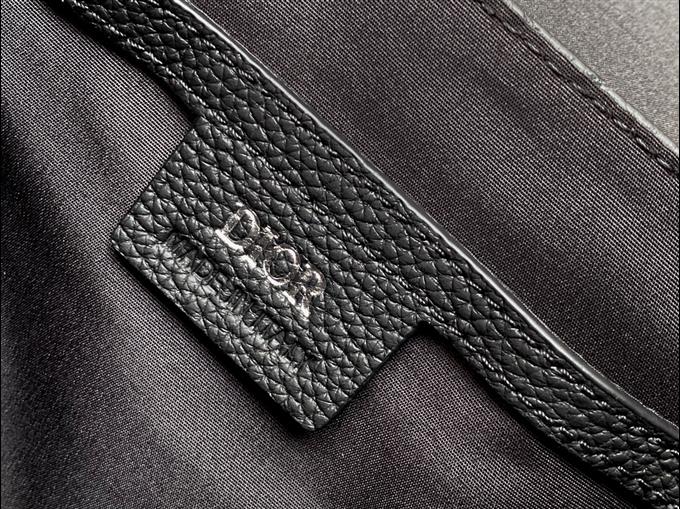 2025228Y500P221558715