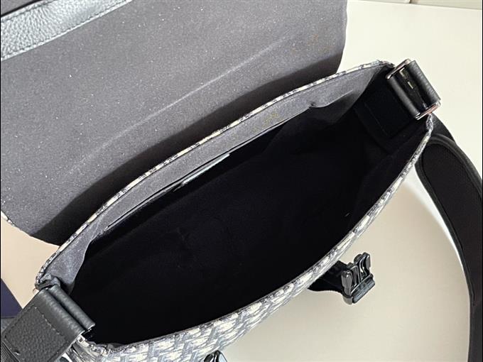 2025228Y600P221558415