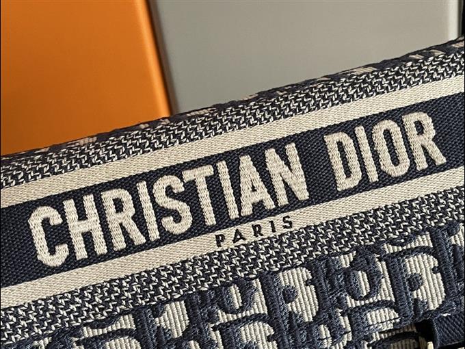 2025228Y630P22121423