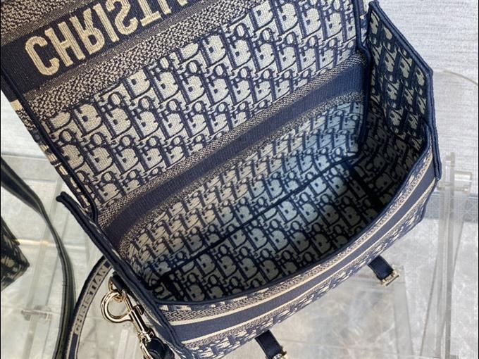 2025228Y650P221212358