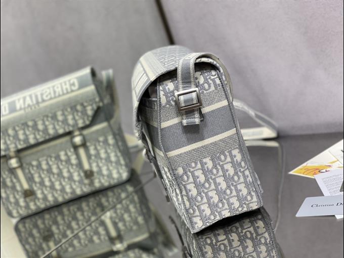 2025228Y650P221212610