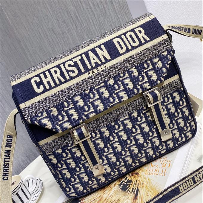 2025228Y850P221213366