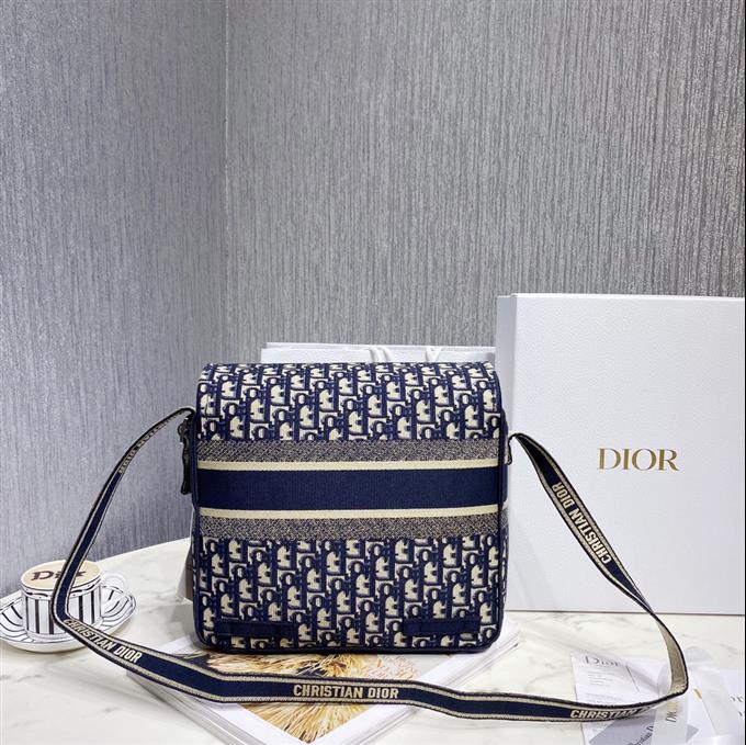 2025228Y850P221213445