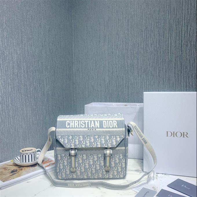 2025228Y850P221213476