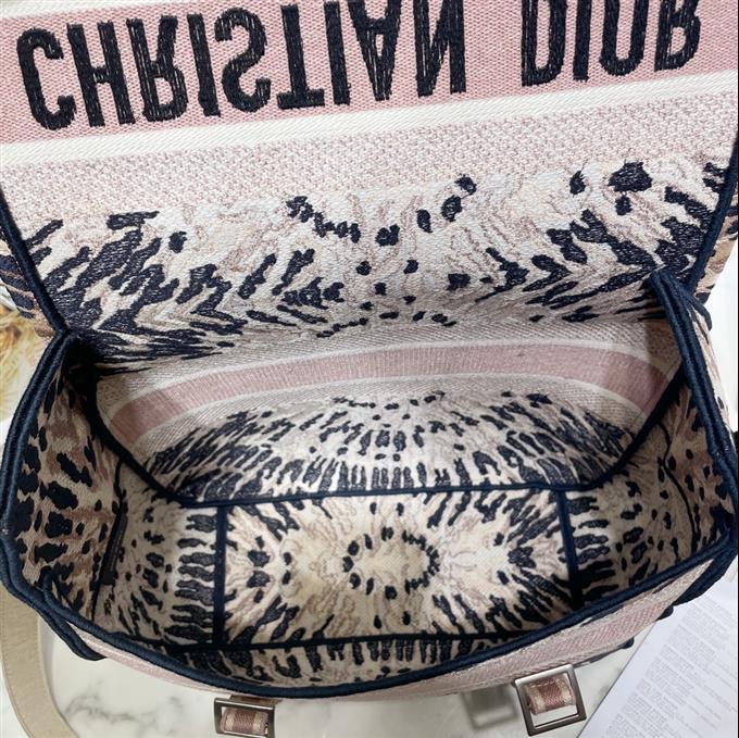 2025228Y850P221213711