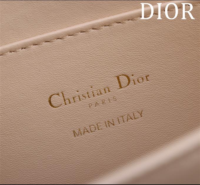 2025228Y600P214940211