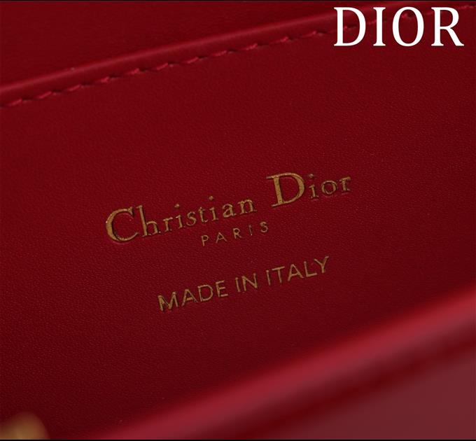 2025228Y600P214940775