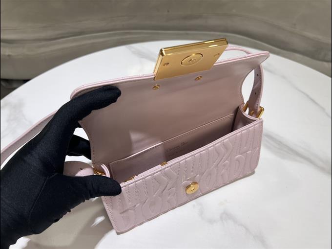 2025228Y630P214942738