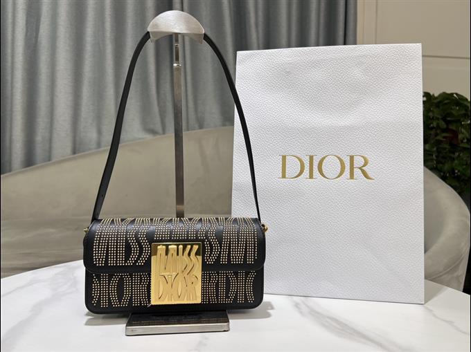 2025228Y650P214942769