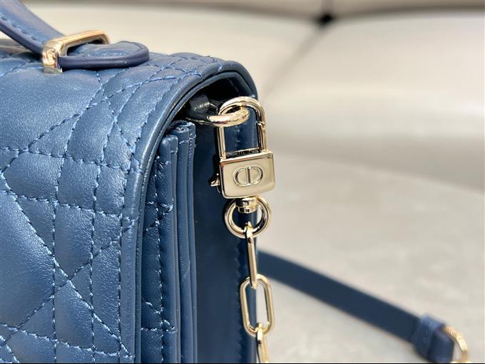 2025228Y650P214942973