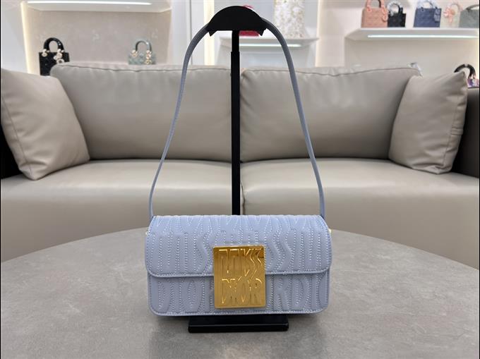 2025228Y680P214943892