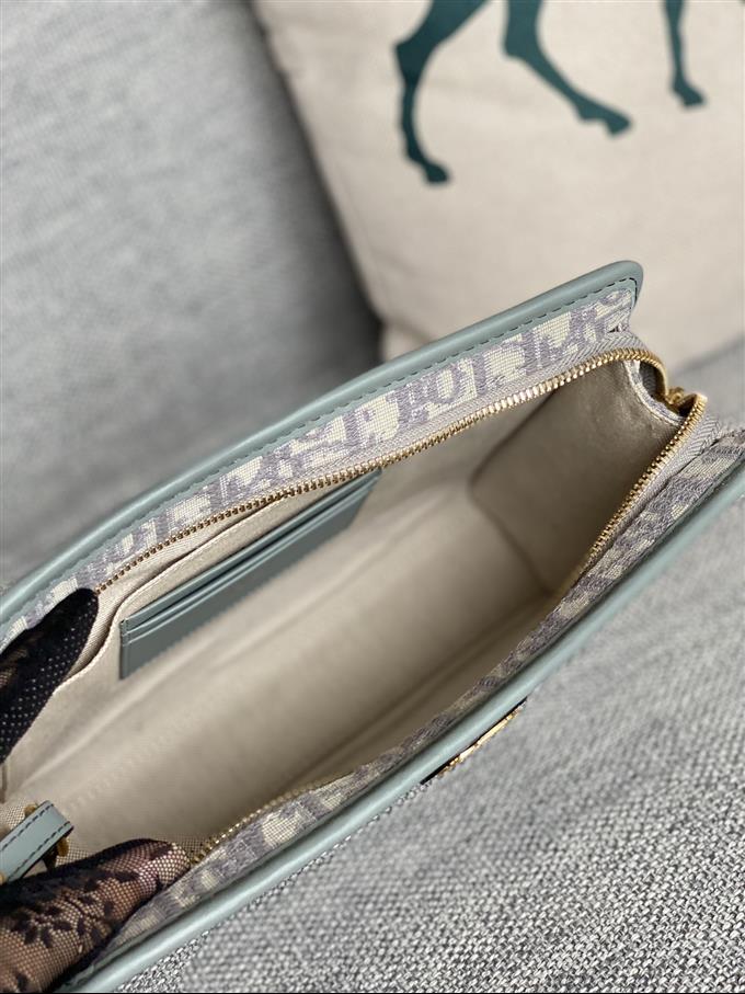 2025228Y310P204639407