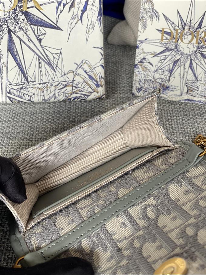 2025228Y330P20461634