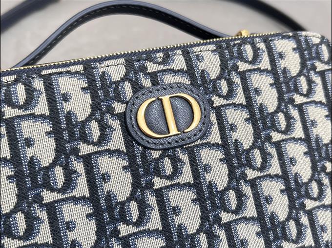 2025228Y450P204618992