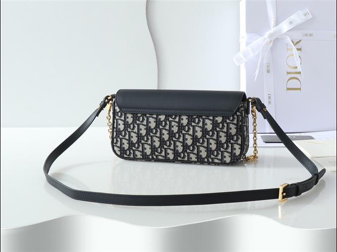 2025228Y550P204620353